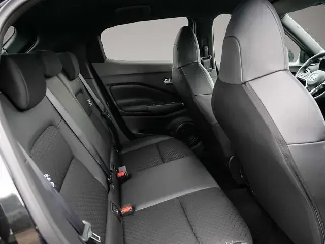Neu Nissan Juke N-Connecta 143 PS (105 kW) 2026 Manufacturer SUV
