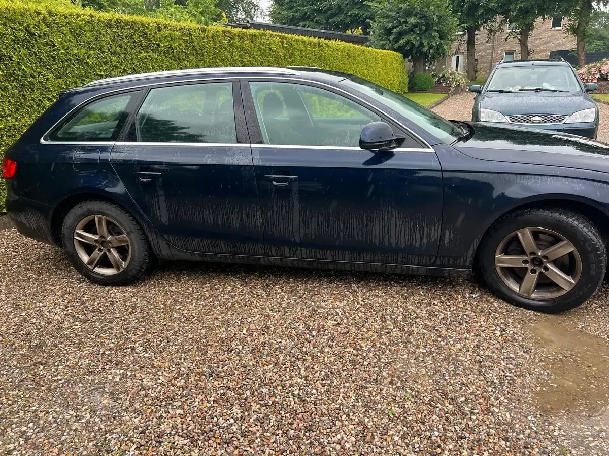 Gebraucht Audi A4 160 PS (117 kW) 2008 Blau Kombi
