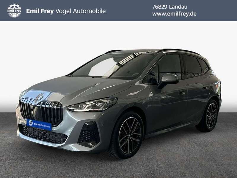 Skyscraper grau Neu 2024 BMW 218 Active Tourer M Sport Van / Kleinbus | 44.990 € (Etwas zu teuer) - Bild 1/3