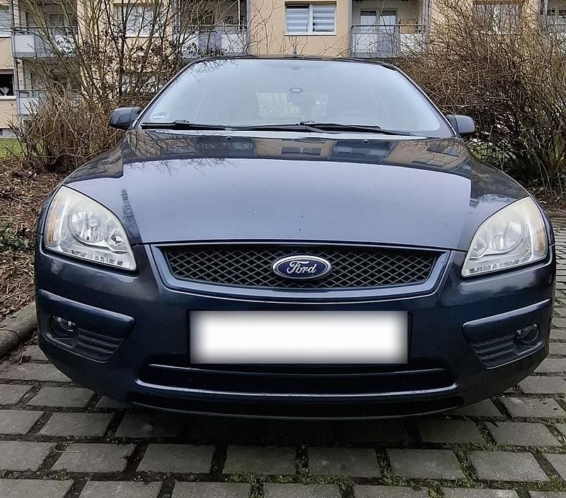 Gebraucht Ford Focus 101 PS (74 kW) 2007 Grau Kleinwagen