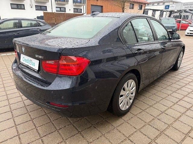 Gebraucht BMW 316 136 PS (100 kW) 2014 Blau Limousine