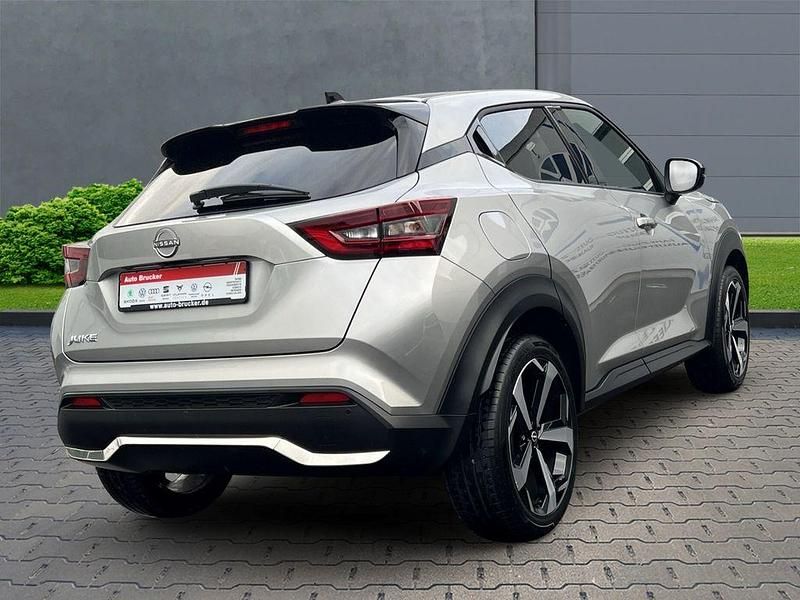 Gebraucht Nissan Juke Tekna 114 PS (83 kW) 2023 Silber SUV