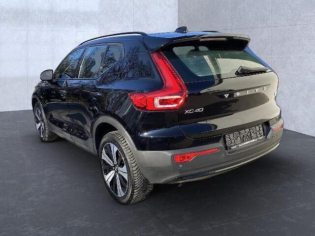 Gebraucht Volvo XC40 Core 169 kW (231 PS) 2022 Schwarz SUV