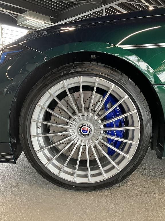 Neu Alpina D4 355 PS (261 kW) 2026 Grün Coupé