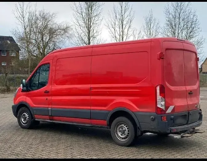 Gebraucht Ford Transit 120 PS (88 kW) 2017 Rot Van