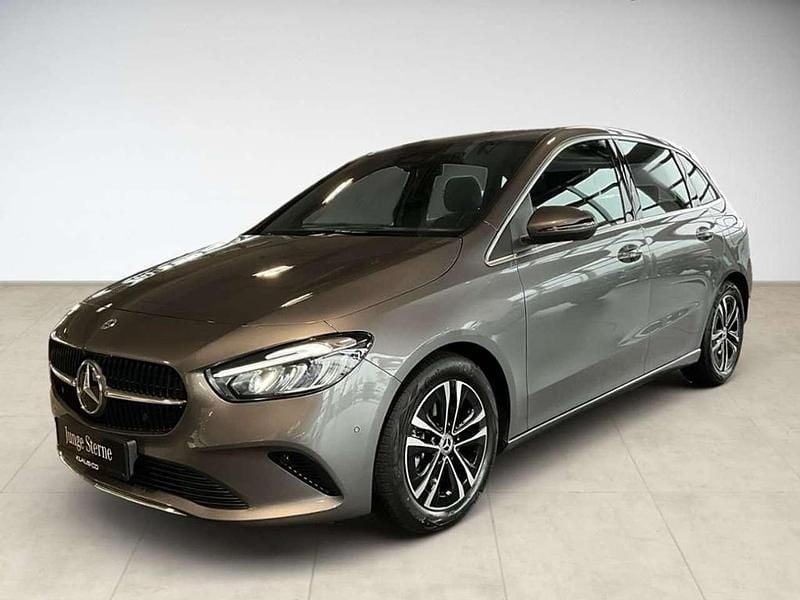 Grau Gebraucht 2024 Mercedes B200 Progressive Van / Kleinbus | 32.550 € (Fairer Preis) - Bild 1/4