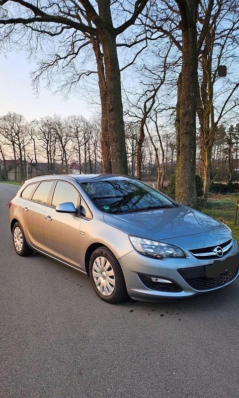 Gebraucht Opel Astra S 110 PS (80 kW) 2014 Grau Kombi
