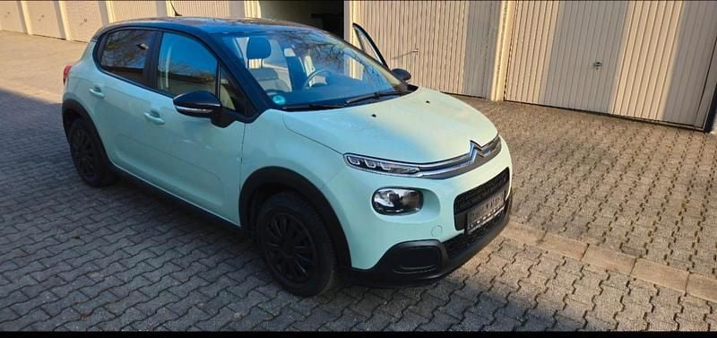 Grün Gebraucht 2017 Citroën C3 Feel Kleinwagen | 7.777 € (Guter Preis) - Bild 1/4