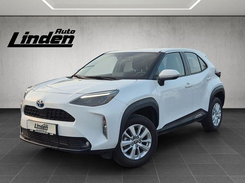 Weiß Gebraucht 2024 Toyota Yaris Cross Comfort SUV | 21.970 € (Guter Preis) - Bild 1/4