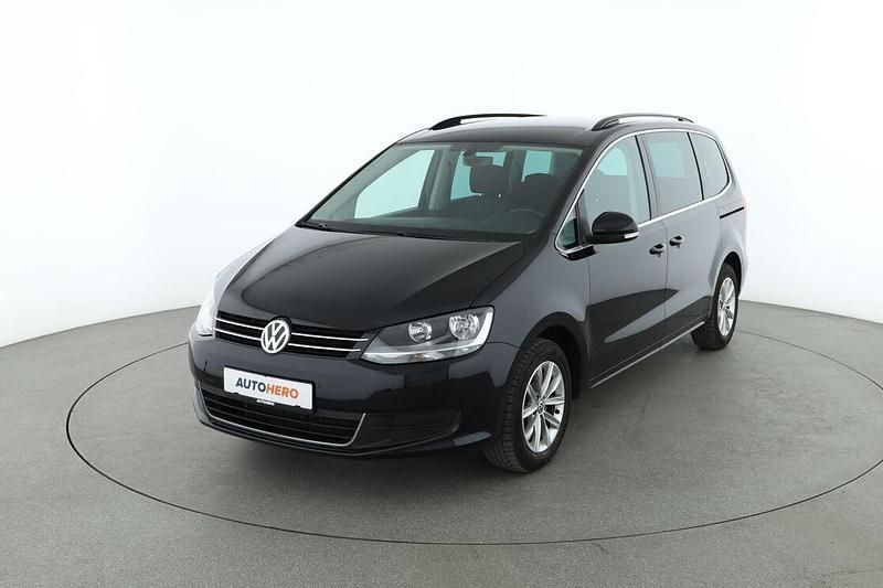 Schwarz Gebraucht 2018 VW Sharan Comfortline Van / Kleinbus | 21.180 € (Fairer Preis) - Bild 1/3