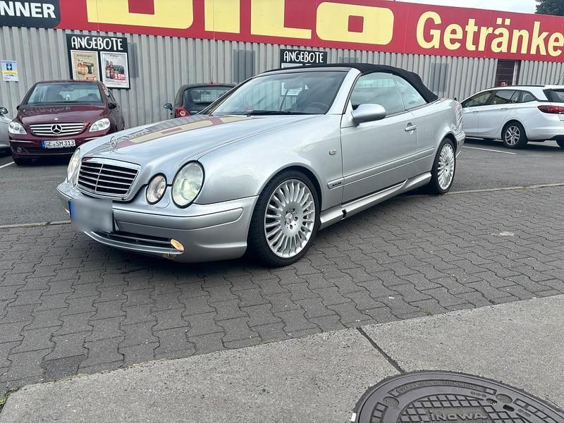 Silber Gebraucht 1999 Mercedes CLK230 AMG Cabrio | 6.499 € - Bild 1/4
