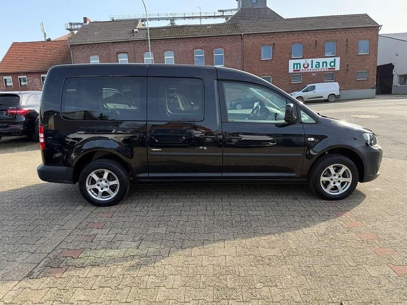 Gebraucht VW Caddy Maxi Team 105 PS (77 kW) 2015 Schwarz Van / Kleinbus