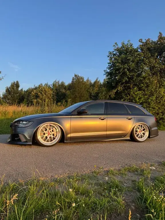 Gebraucht Audi RS6 Design 560 PS (411 kW) 2014 Grau Kombi