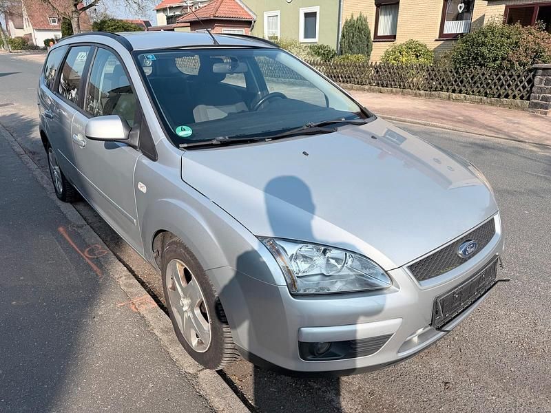 Usata Ford Focus 101 CV (74 kW) 2007 Argento Station wagon