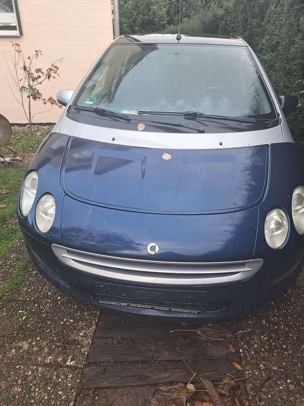 Blau Gebraucht 2005 Smart ForFour Passion Kleinwagen | 500 € (Guter Preis) - Bild 1/4