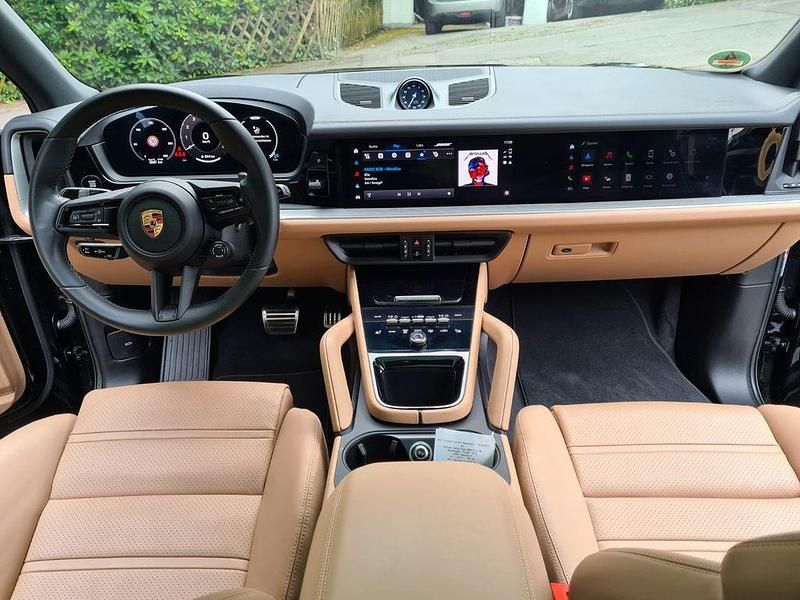 Gebraucht Porsche Cayenne 475 PS (349 kW) 2023 Schwarz SUV