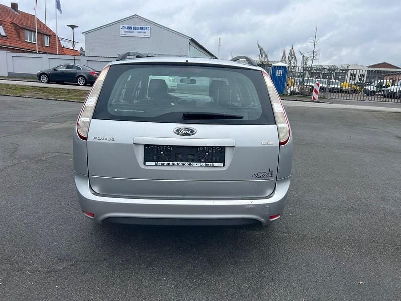 Gebraucht Ford Focus Style 109 PS (80 kW) 2011 Kombi