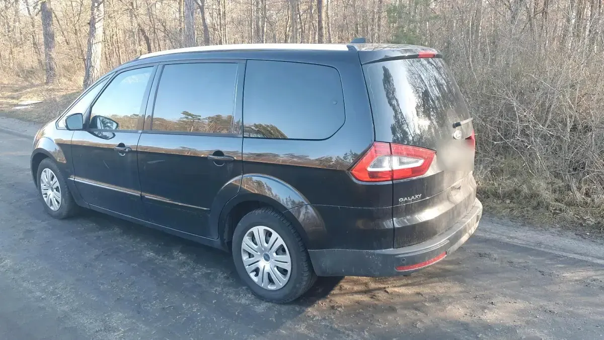 Gebraucht Ford Galaxy 140 PS (102 kW) 2011 Schwarz Van / Kleinbus