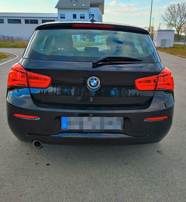 Gebraucht BMW 118 Advantage 150 PS (110 kW) 2017 Schwarz Kleinwagen