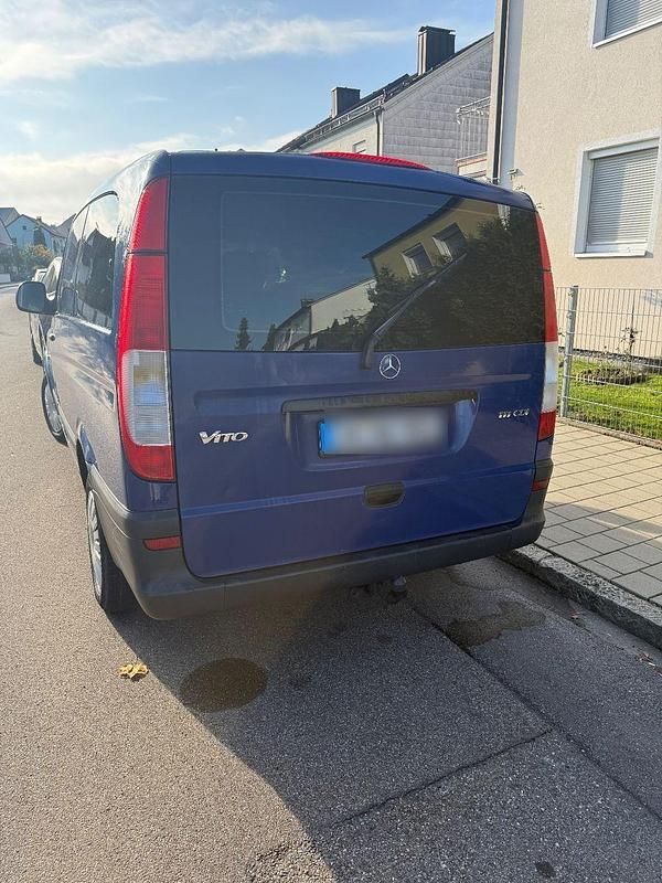 Gebraucht Mercedes Vito 116 PS (85 kW) 2007 Blau Van
