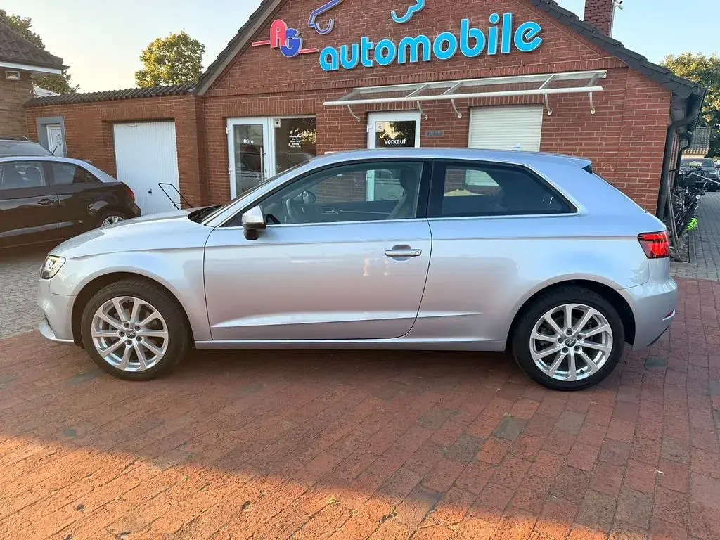 Gebraucht Audi A3 Design 150 PS (110 kW) 2016 Silber Kleinwagen