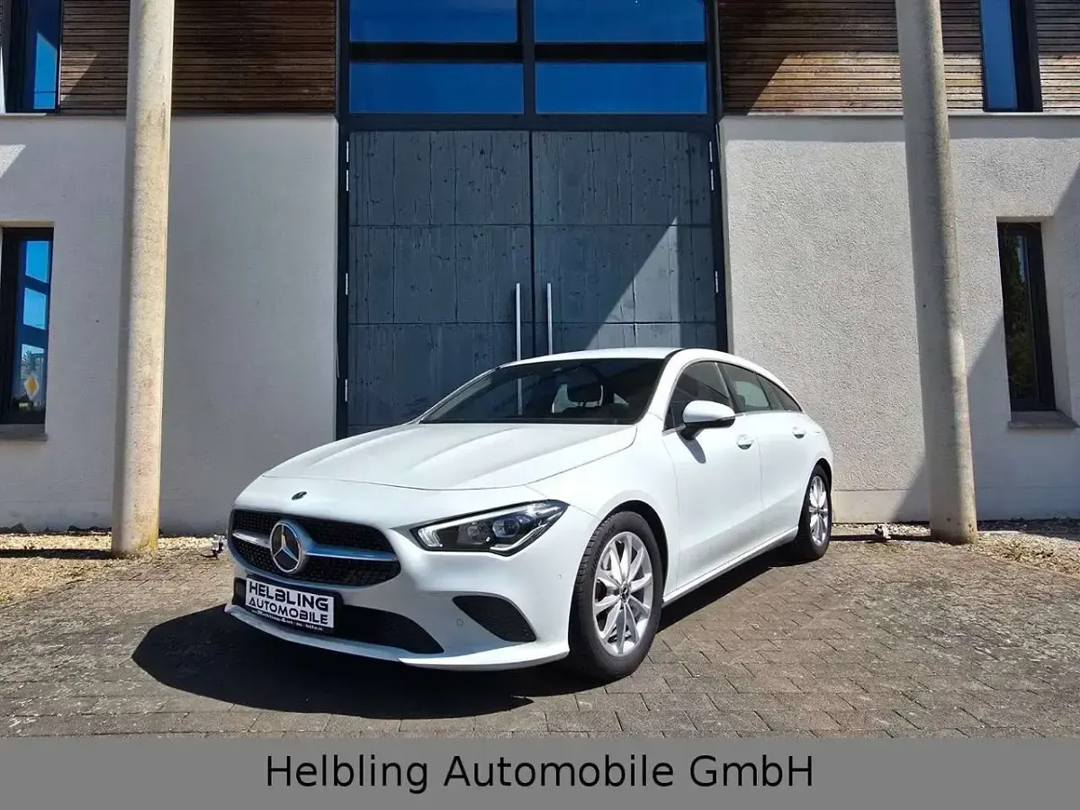 Gebraucht Mercedes CLA200 163 PS (119 kW) 2020 Weiß Kombi