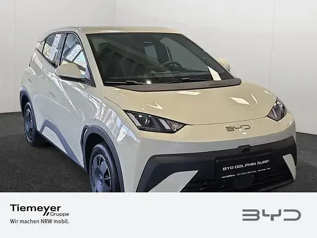 Neu BYD Dolphin Surf Active 64 kW (88 PS) 2026 Weiß Kleinwagen