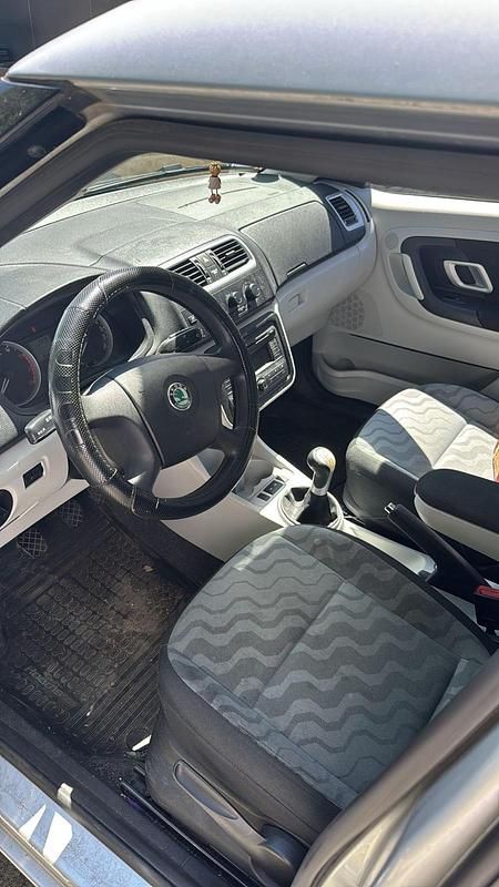 Gebraucht Skoda Roomster 86 PS (63 kW) 2006 Silber Van / Kleinbus