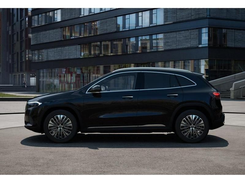 Second-hand Mercedes EQA250 Electric Art 139 kW (190 CP) 2025 Negru SUV