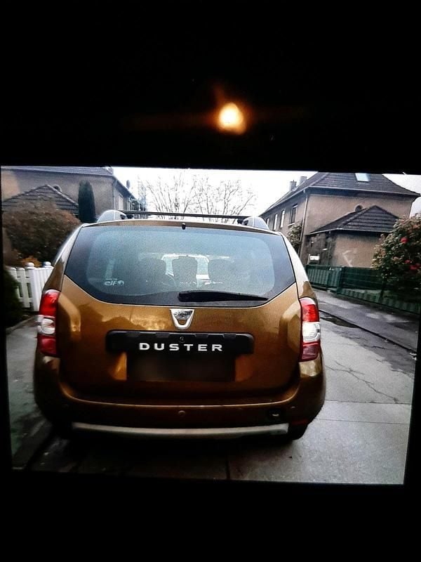 Gebraucht Dacia Duster 101 PS (74 kW) 2016 Andere farben SUV