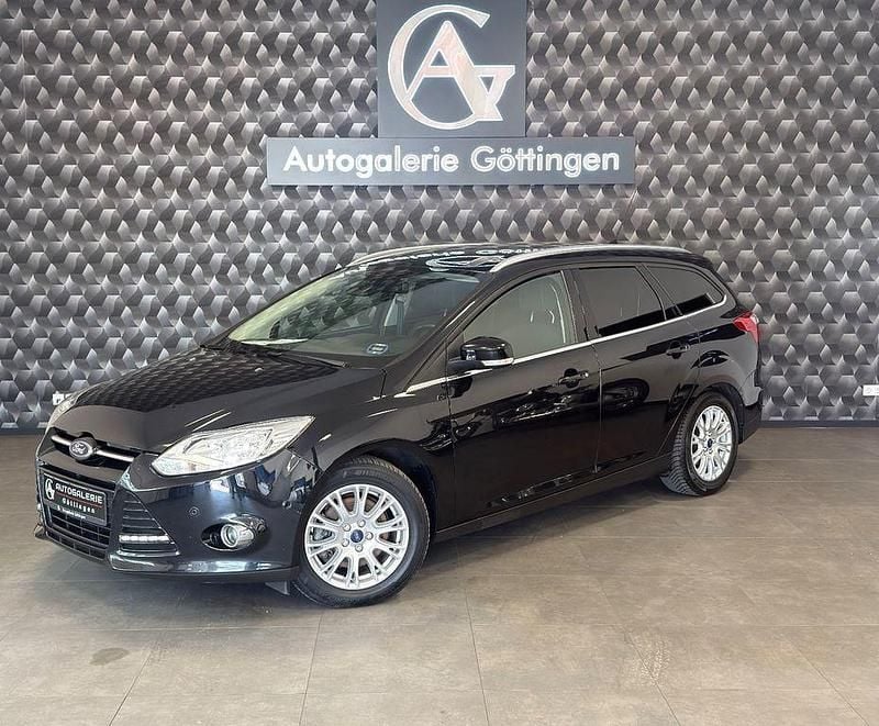 Second-hand Ford Focus Titanium 150 CP (110 kW) 2012 Negru Berlinǎ