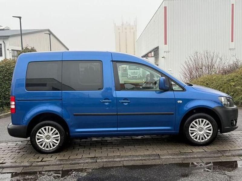 Gebraucht VW Caddy Trendline 75 PS (55 kW) 2014 Blau Van / Kleinbus