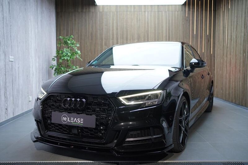 Schwarz Gebraucht 2019 Audi S3 Sport Limousine | 33.333 € (Etwas zu teuer) - Bild 1/4