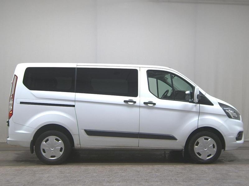 Gebraucht Ford Transit Custom 131 PS (96 kW) 2018 Frostweiß Limousine