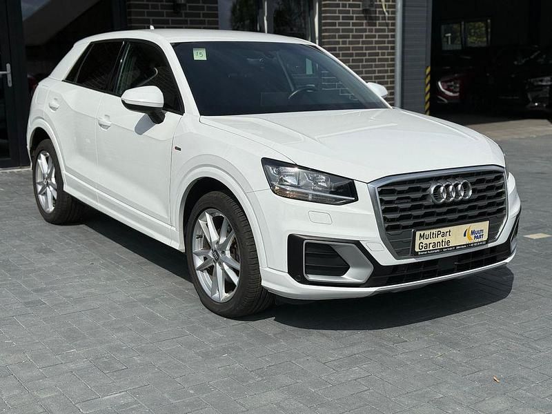 Weiß Gebraucht 2018 Audi Q2 S-Line SUV | 21.990 € (Guter Preis) - Bild 1/4