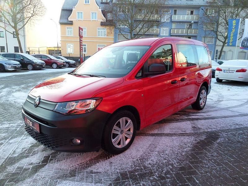 Gebraucht VW Caddy Maxi 122 PS (89 kW) 2022 Rot Van / Kleinbus