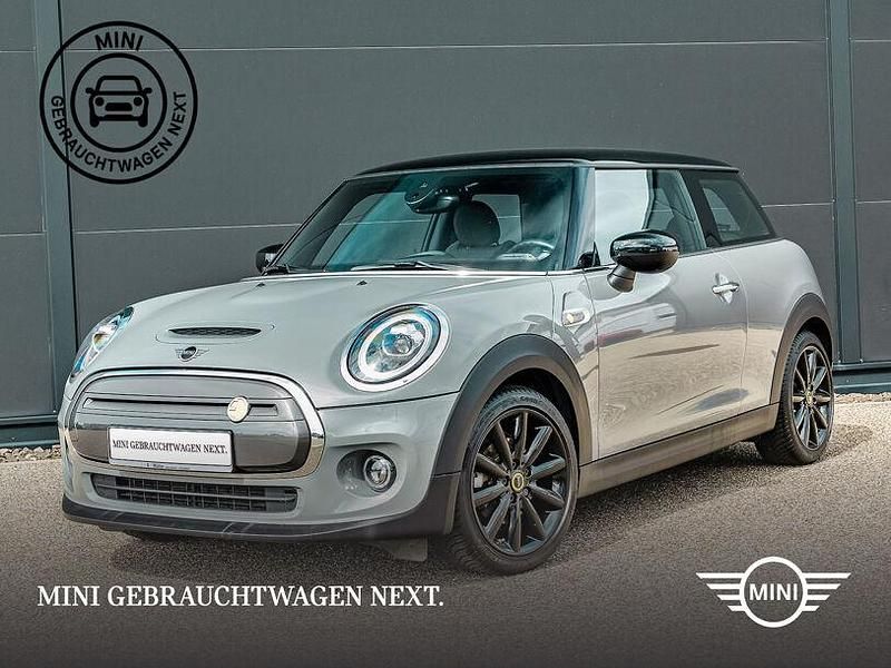 Moonwalk grey (metallic) Gebraucht 2020 Mini Cooper Kleinwagen | 16.320 € (Fairer Preis) - Bild 1/4