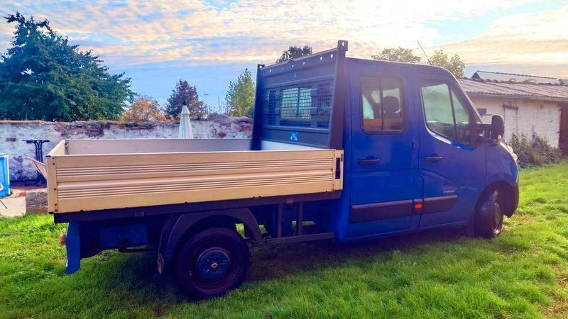 Usado Renault Master 125 HP (91 kW) 2012 Azul Van