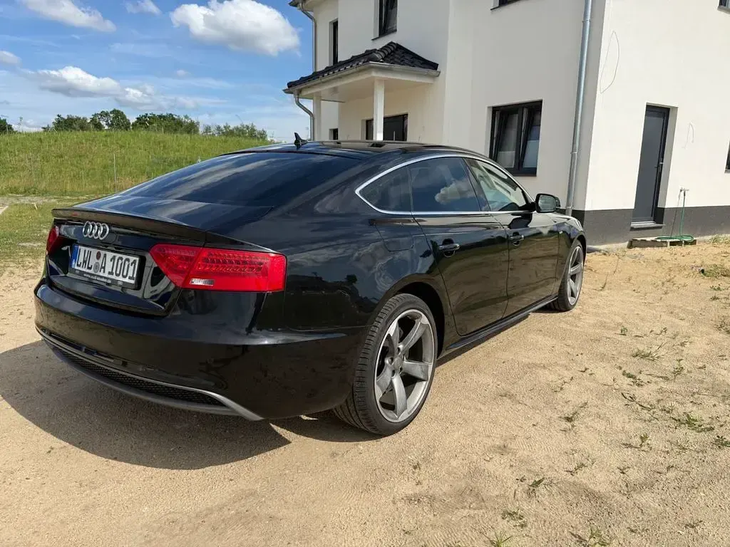 Gebraucht Audi A5 Sportback Sport 190 PS (139 kW) 2015 Schwarz Kleinwagen