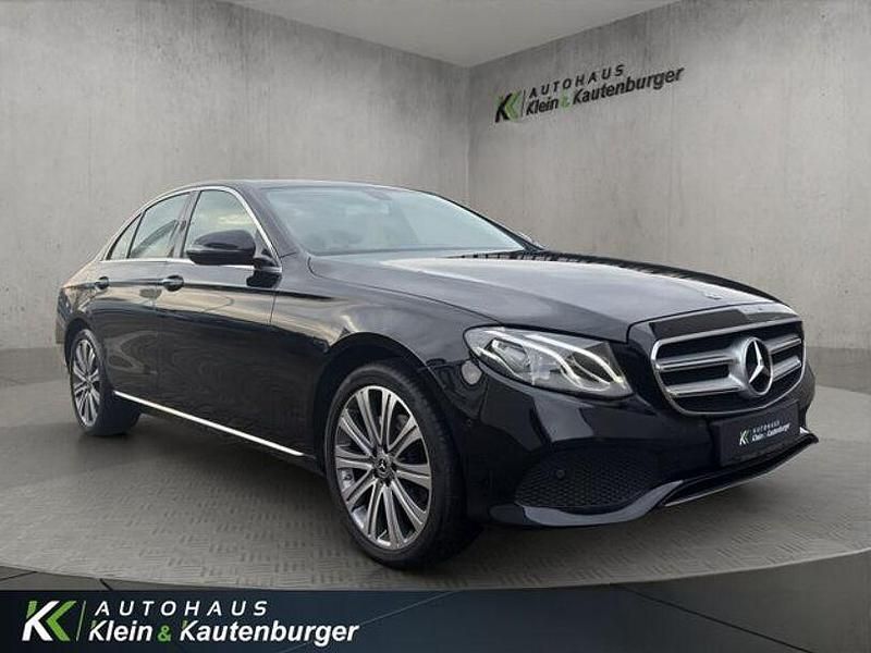 Gebraucht Mercedes E200 Avantgarde 184 PS (135 kW) 2017 Schwarz Limousine