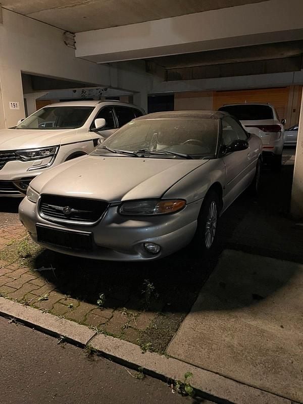 Grau Gebraucht 2000 Chrysler Stratus Cabrio | 500 € (Superpreis) - Bild 1/4