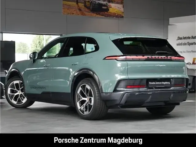 Gebraucht Porsche Cayenne Electric 325 kW (442 PS) 2026 Gruen SUV