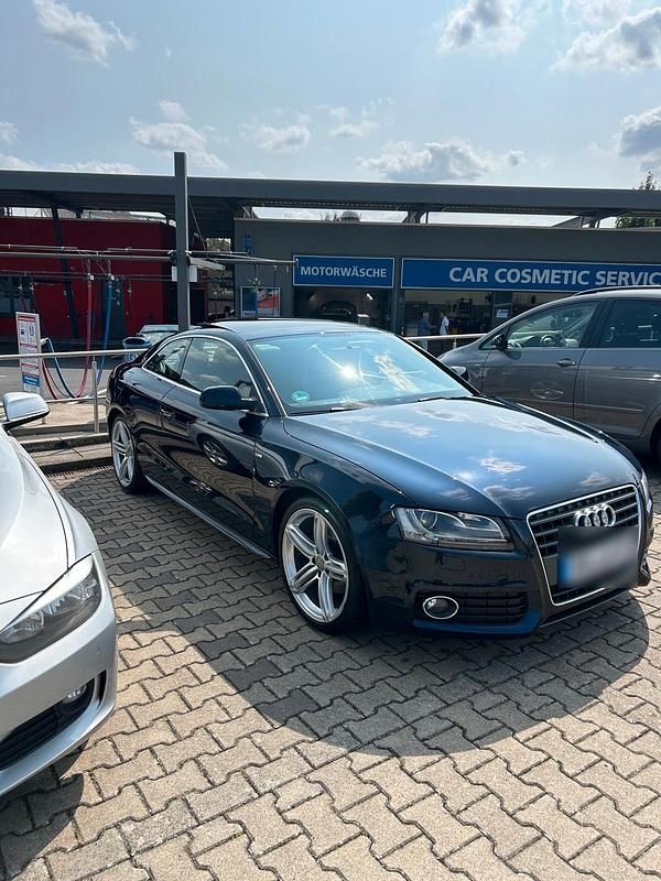 Blau Gebraucht 2009 Audi A5 S-Line Coupé | 7.950 € (Guter Preis) - Bild 1/4