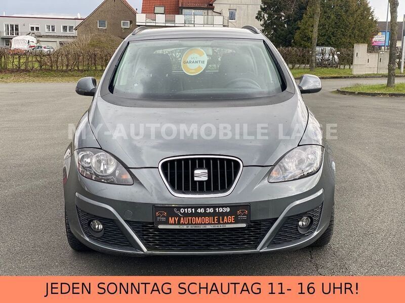 Grau Gebraucht 2013 Seat Altea XL Copa Van / Kleinbus | 7.499 € (Etwas zu teuer) - Bild 1/4