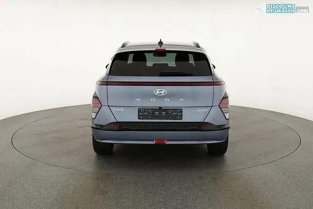 Meta blue perleffekt Gebraucht 2023 Hyundai Kona Prime SUV | 31.295 € (Guter Preis) - Bild 1/1