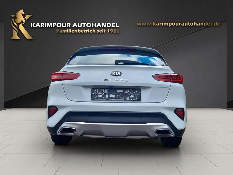 Gebraucht Kia XCeed Vision 160 PS (117 kW) 2021 Weiß SUV