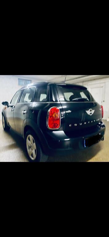 Schwarz Gebraucht 2016 Mini One Countryman SUV | 6.500 € (Superpreis) - Bild 1/4