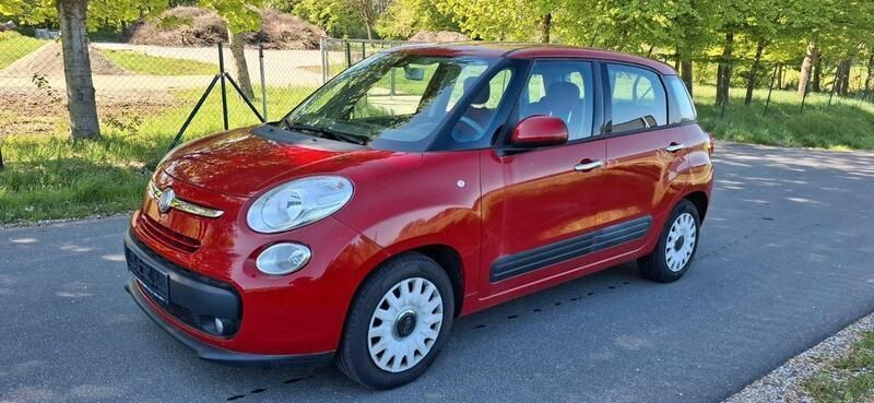 Rot Gebraucht 2012 Fiat 500L Pop Star Van / Kleinbus | 5.700 € (Fairer Preis) - Bild 1/4