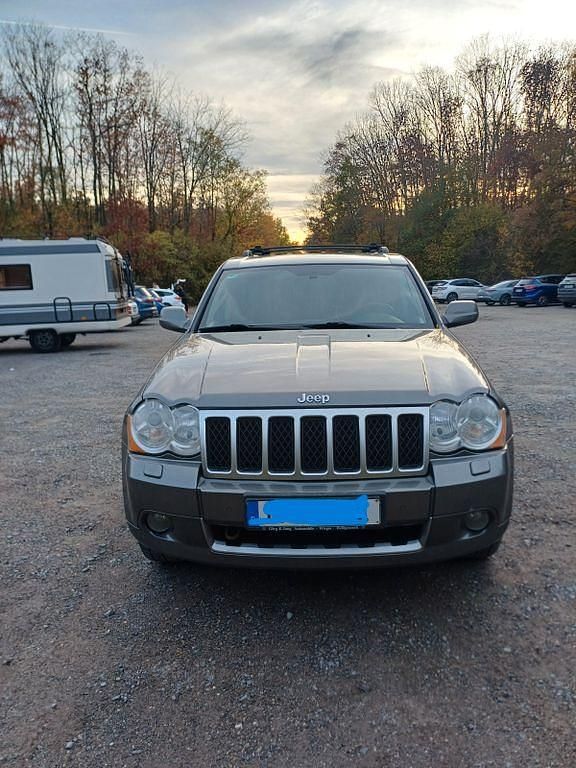 Grau Gebraucht 2008 Jeep Grand Cherokee Overland SUV | 7.777 € (Fairer Preis) - Bild 1/4