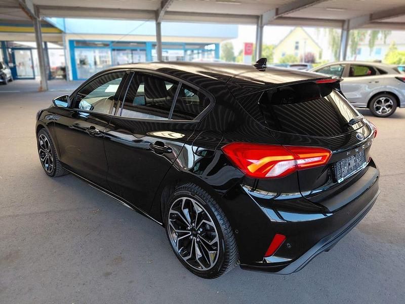 Gebraucht Ford Focus ST-Line 150 PS (110 kW) 2019 Schwarz Limousine